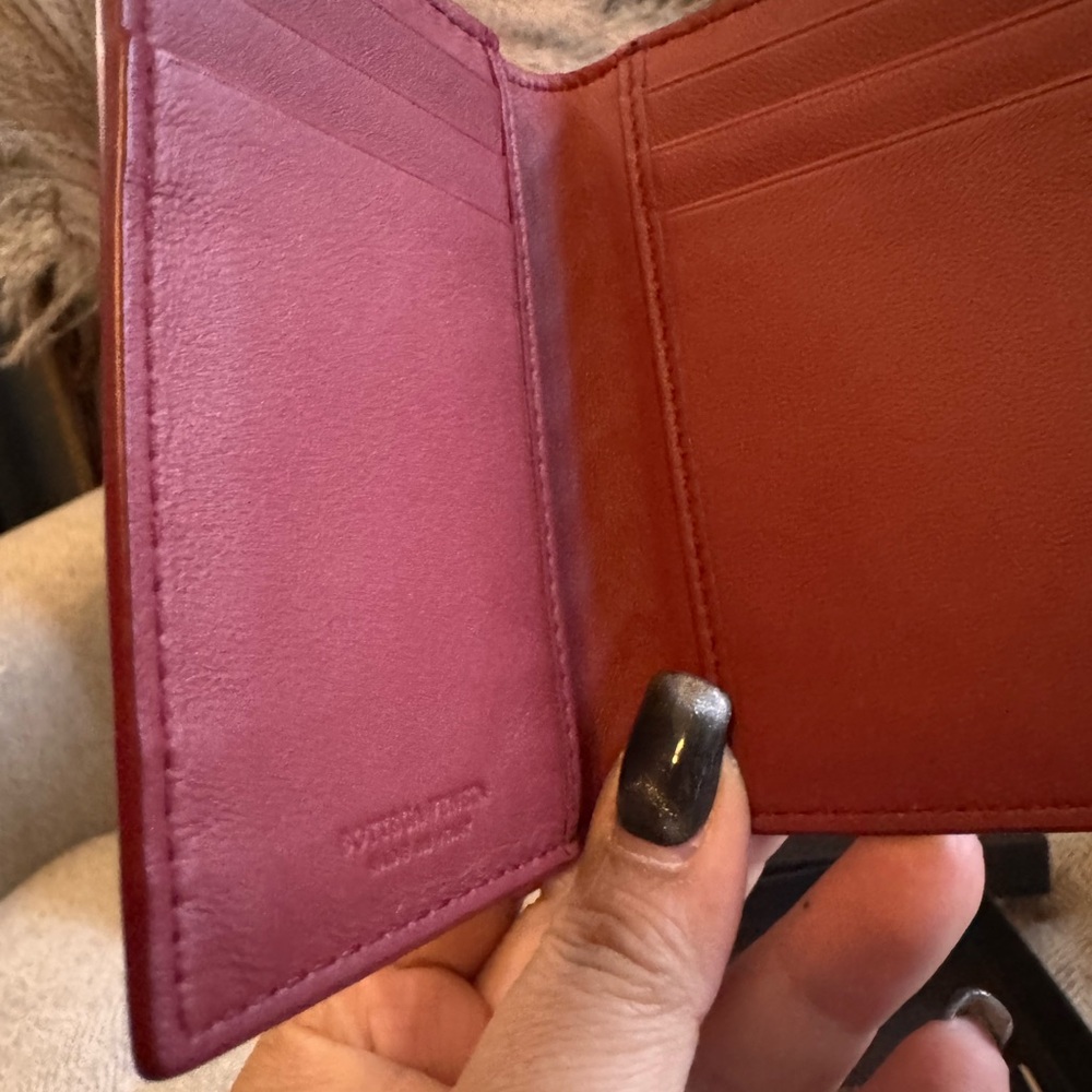 ♥️SOLD on IG♥️ Bottega Veneta Bicolour Cardholder/wallet*PRICE is FIRM* - Picture 17 of 17